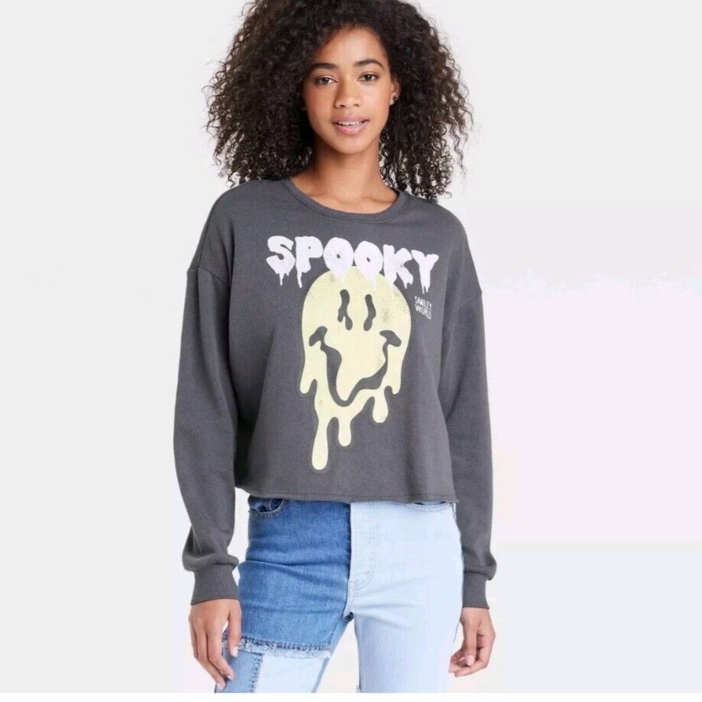⛄️New Women's Smiley World Oversize Spooky Graphic Sweatshirt size XL